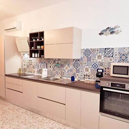 Calipso Casa Vacanza Marina di San Vito Exteriör bild